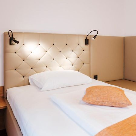 Hotel Der Stockinger Unterpremstätten Dış mekan fotoğraf